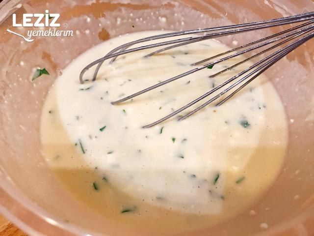 Peynirli Ve Maydanozlu Krep