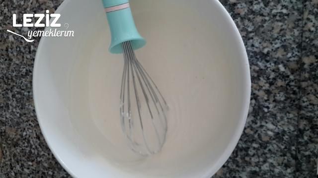 Yoğurtlu Köz Patlıcan Salatası (Labneli)