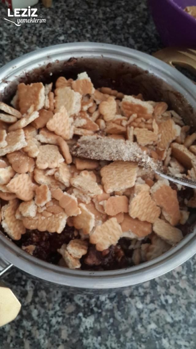 Mozaik Pasta Tarifi (Aşama Fotoğraflı Anlatım)