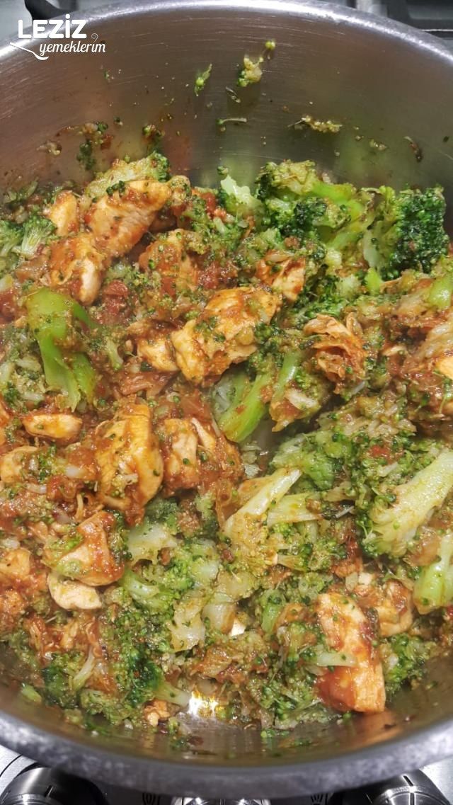Brokolili Tavuk Tarifi