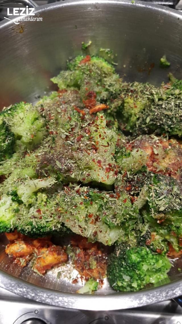 Brokolili Tavuk Tarifi