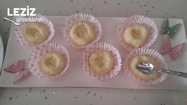 Sütlü İrmik Topları