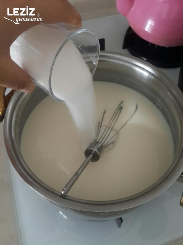 Tavuk Göğsü Tatlısı