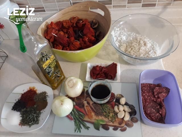 Etli Kuru Dolma Nasıl Yapılır