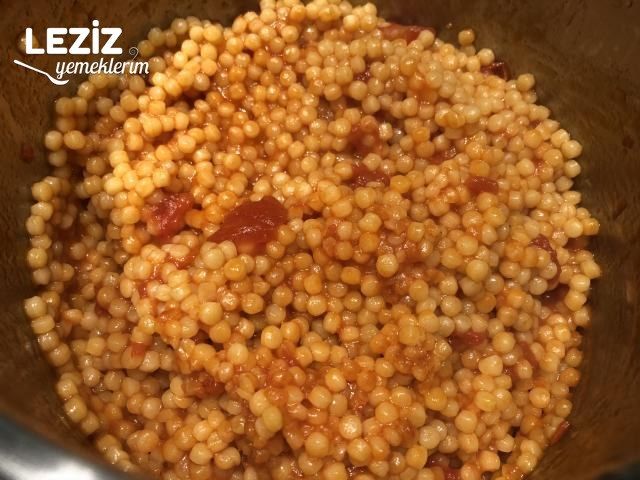 Domatesli Kuskus Pilavı Yapımı