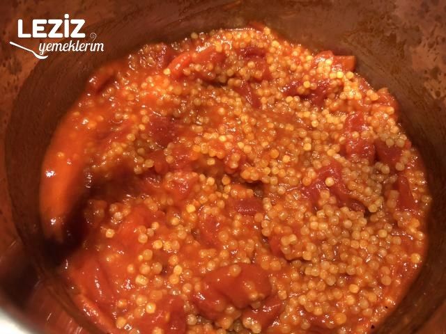 Domatesli Kuskus Pilavı Yapımı