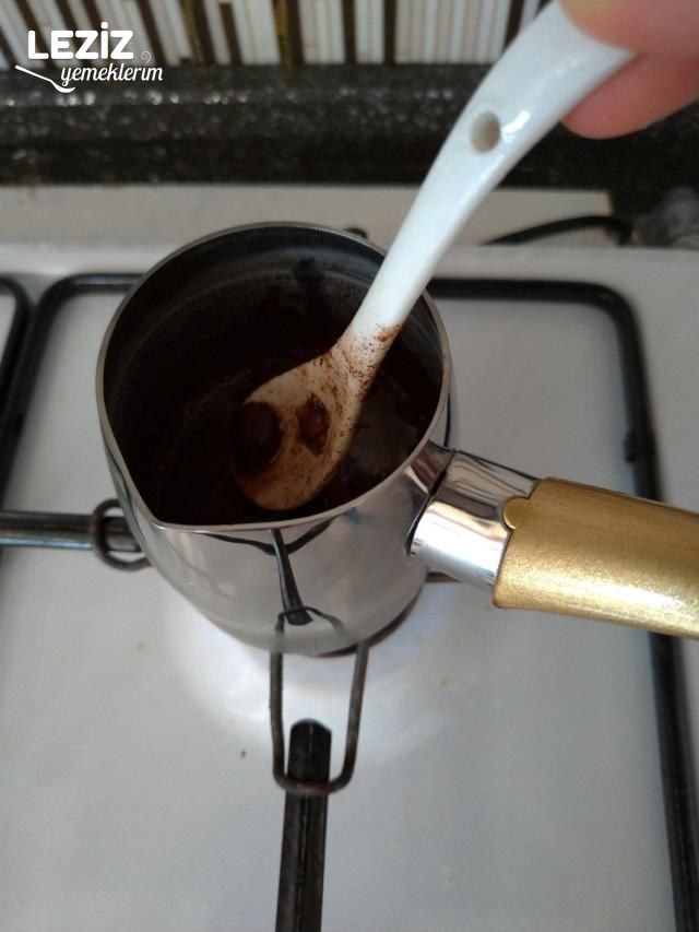 Köpüklü Türk Kahvesi Yapımı (Püf Noktaları İle)