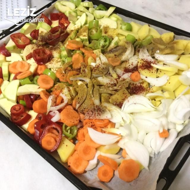 Fırında Etsiz Yaz Türlüsü