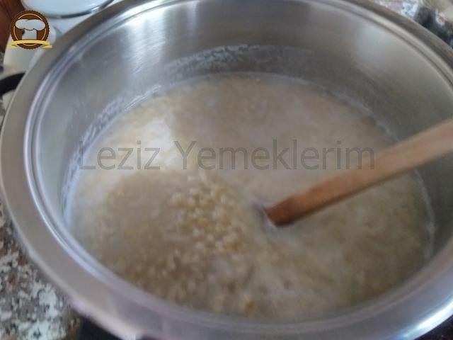 Aşure Tarifi (Tam Ölçülü)