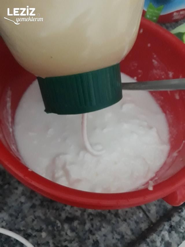 Yoğurtlu Dereotu Mezesi Tarifi