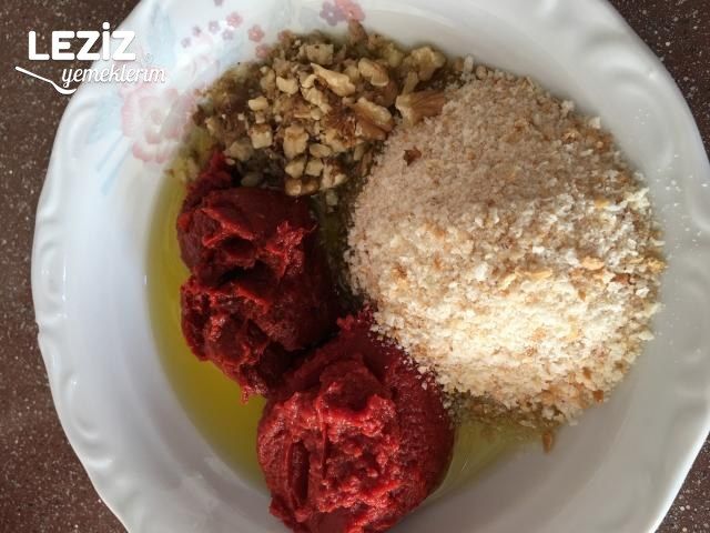 Nefis Muhammara Tarifi