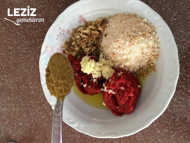 Nefis Muhammara Tarifi