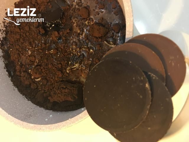 Portakal Aromalı Islak Kek