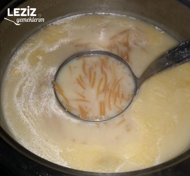 Lezzetli Terbiyeli Şehriye Çorbası