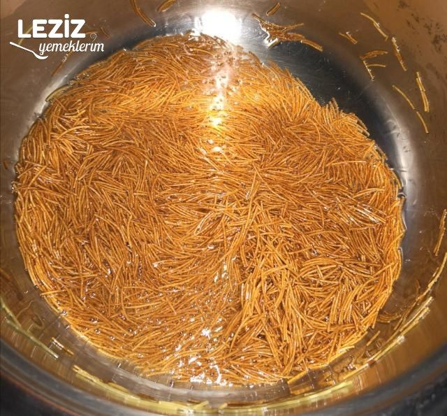 Lezzetli Terbiyeli Şehriye Çorbası