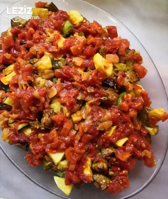 Yazın Favori Yemeği Şakşuka