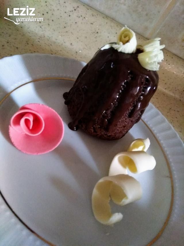 Muhallebi Dolgulu Fincan Kek