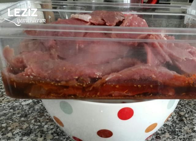 Et Marinesi (Zeytinyağı Ve Baharatlar İle)