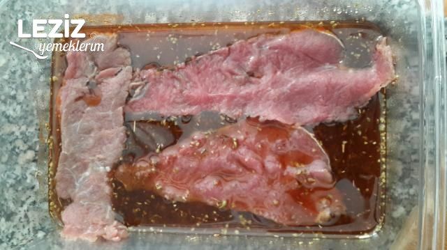 Et Marinesi (Zeytinyağı Ve Baharatlar İle)