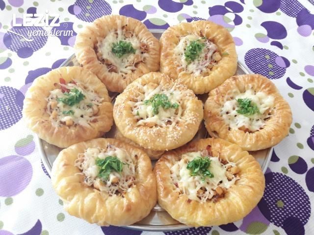 Tavuklu Çanak Börek