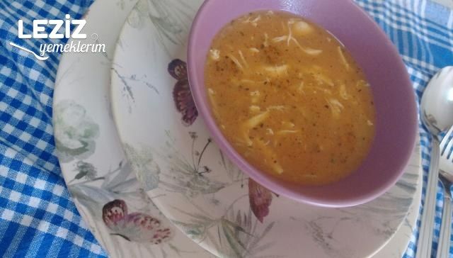 Tavuklu Şehriye Çorbası Tarifi