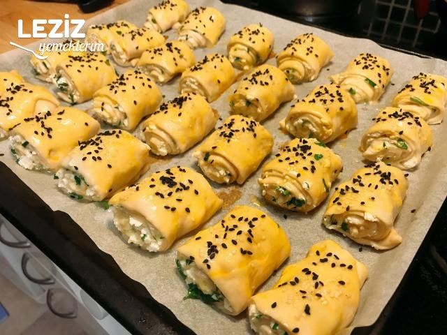 Nefis Peynirli Rulo Poğaça