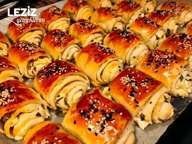 Nefis Peynirli Rulo Poğaça