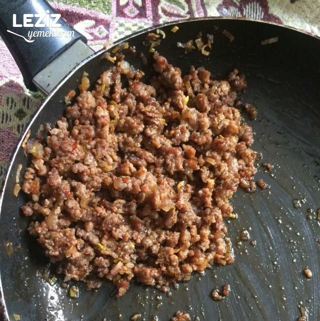 Ev Yapımı Mantı Hamuru Nasıl Yapılır