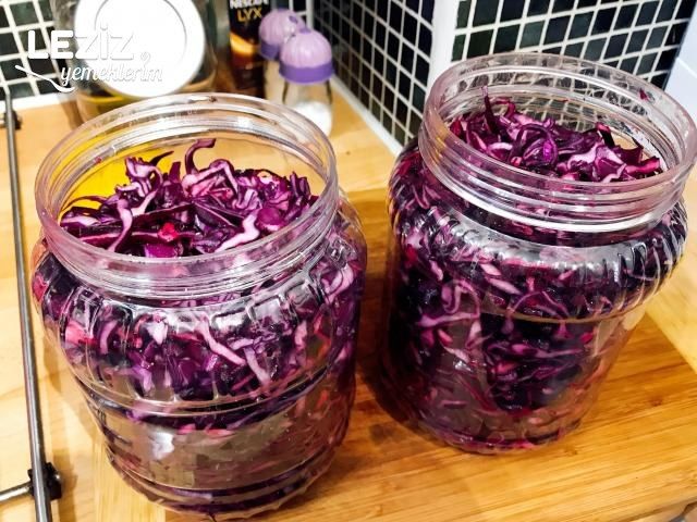 Mor Lahana Turşusu (Ev Yapımı)