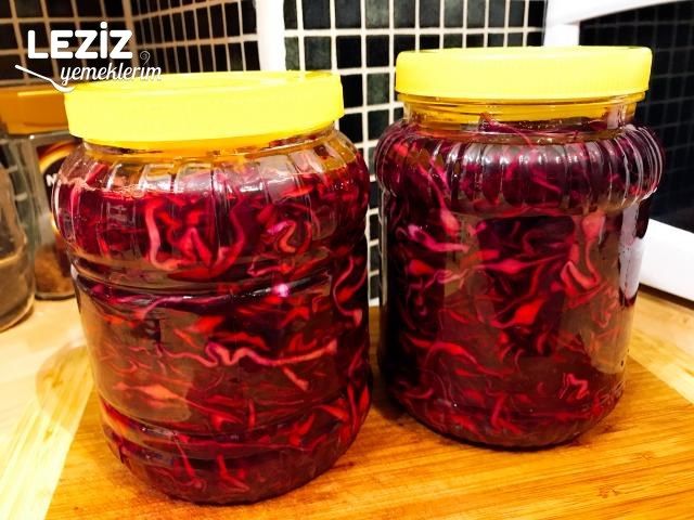 Mor Lahana Turşusu (Ev Yapımı)