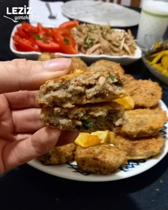 Kıymalı Pirinç Pilavlı Köfte