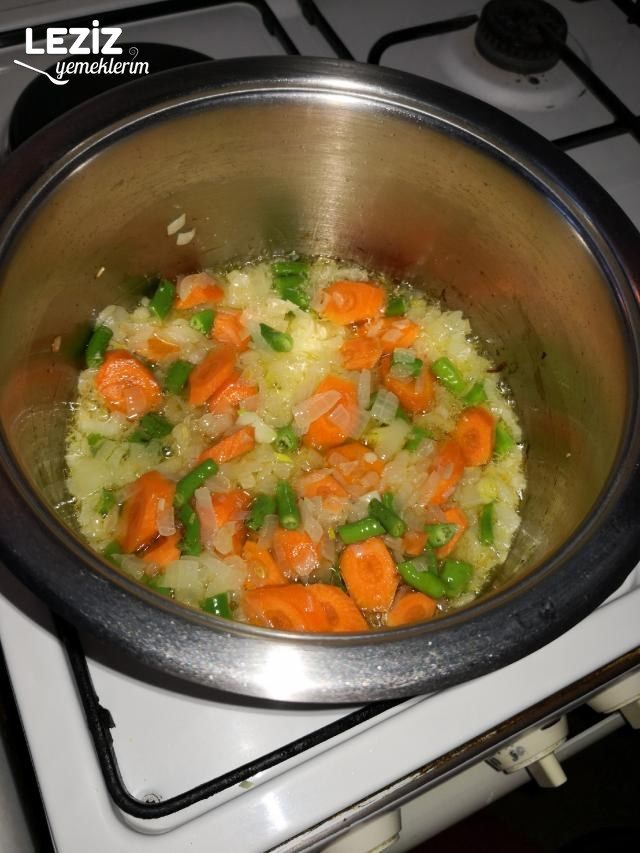 Zeytinyağlı Barbunya Pilaki Nasıl Yapılır