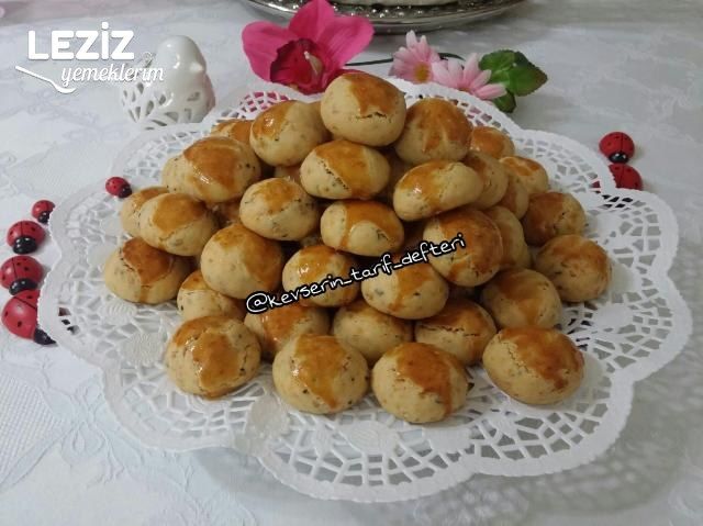 Lokmalık Susamlı Biberli Çörekotlu Kurabiye Leziz Yemeklerim