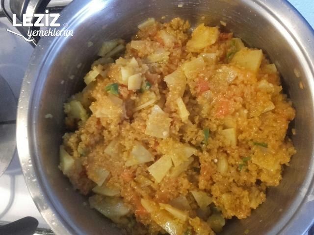 Patatesli Bulgur Pilavı Tarifi