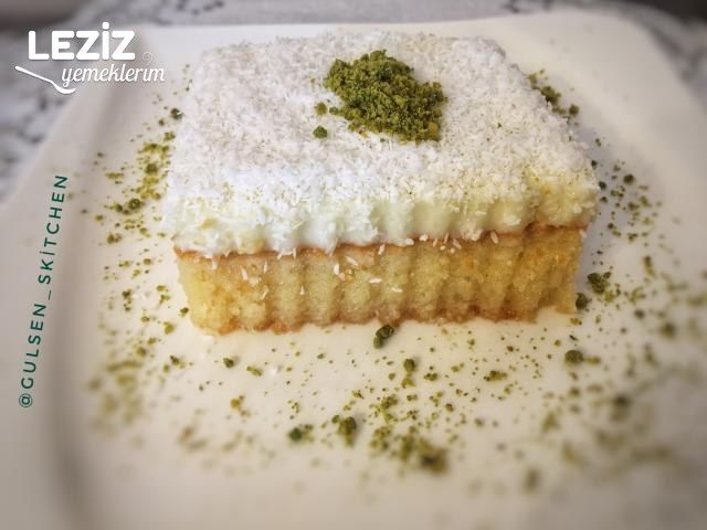 Tam Kıvamında Kremalı Revani Tatlısı