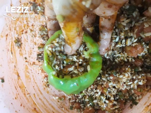 Kıymalı Biber Dolması Tarifi
