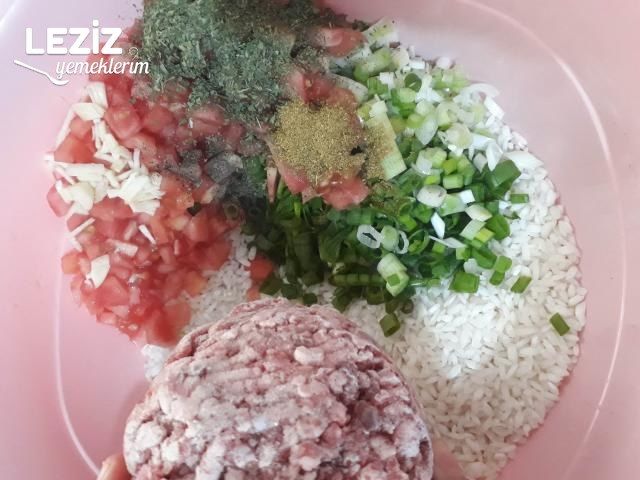 Kıymalı Biber Dolması Tarifi