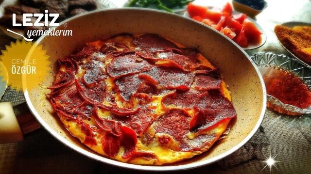 Diyet Pastırmalı Yumurta