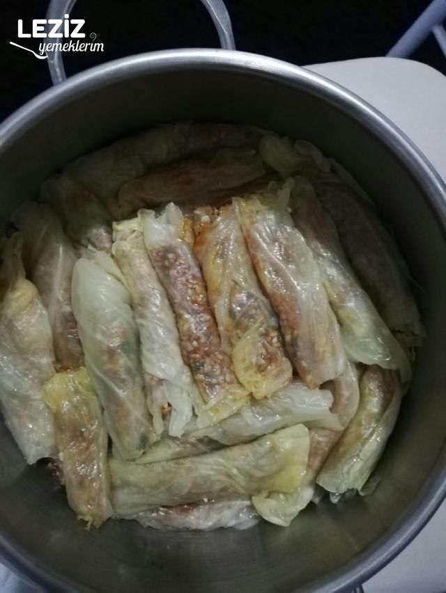 Enfes Lahana Sarması Tarifi