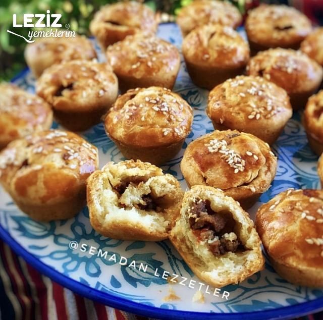 Kuşbaşılı Etli Kıyır Poğaça