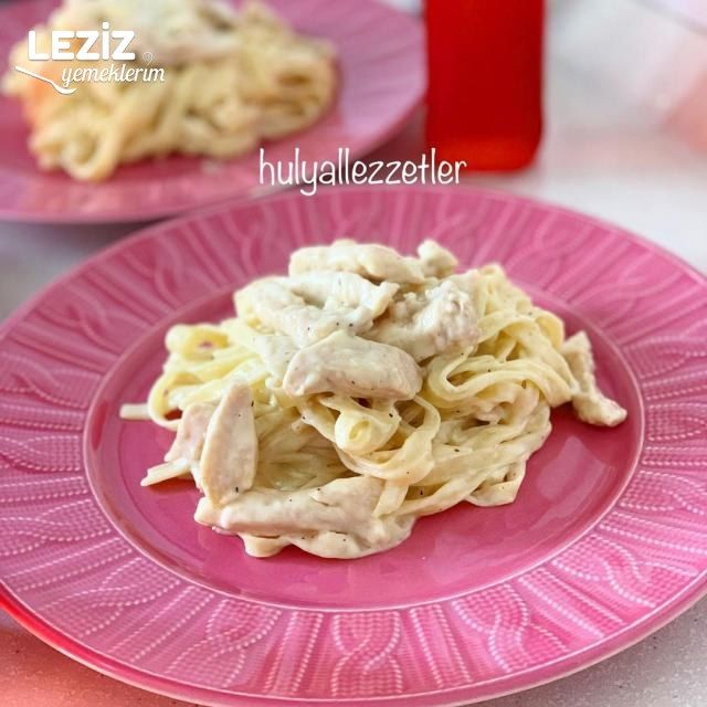Fettucine Alfredo Makarna Nasıl Yapılır?