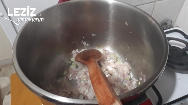 Nefis Lokanta Usulü Mercimek Çorbası