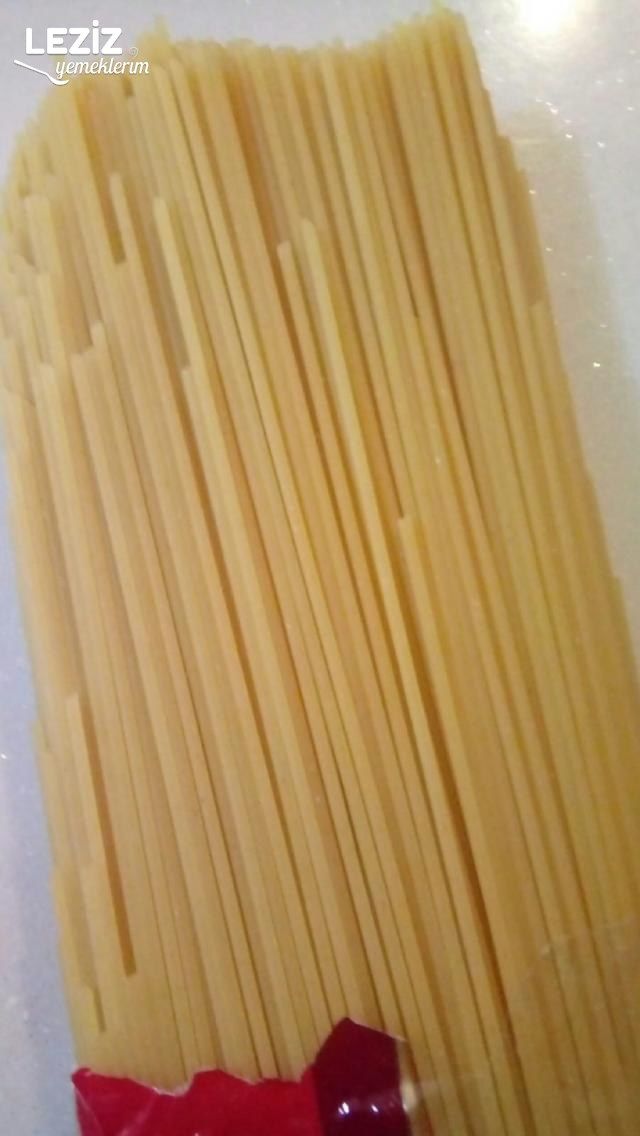 Makarna Böreği (Aşamalı - Detaylı Anlatım)