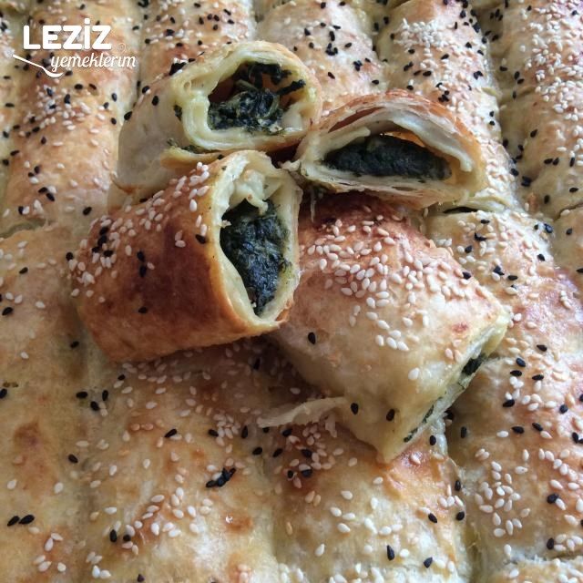 Ispanaklı Peynirli Kesme Börek