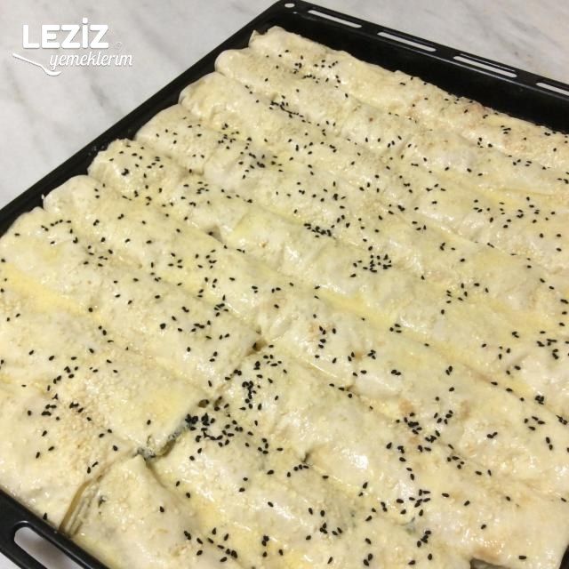 Ispanaklı Peynirli Kesme Börek