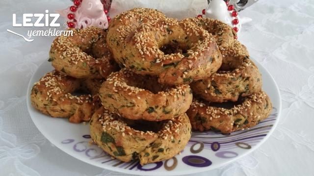 Otlu Peynirli Simit Tarifi - Leziz Yemeklerim