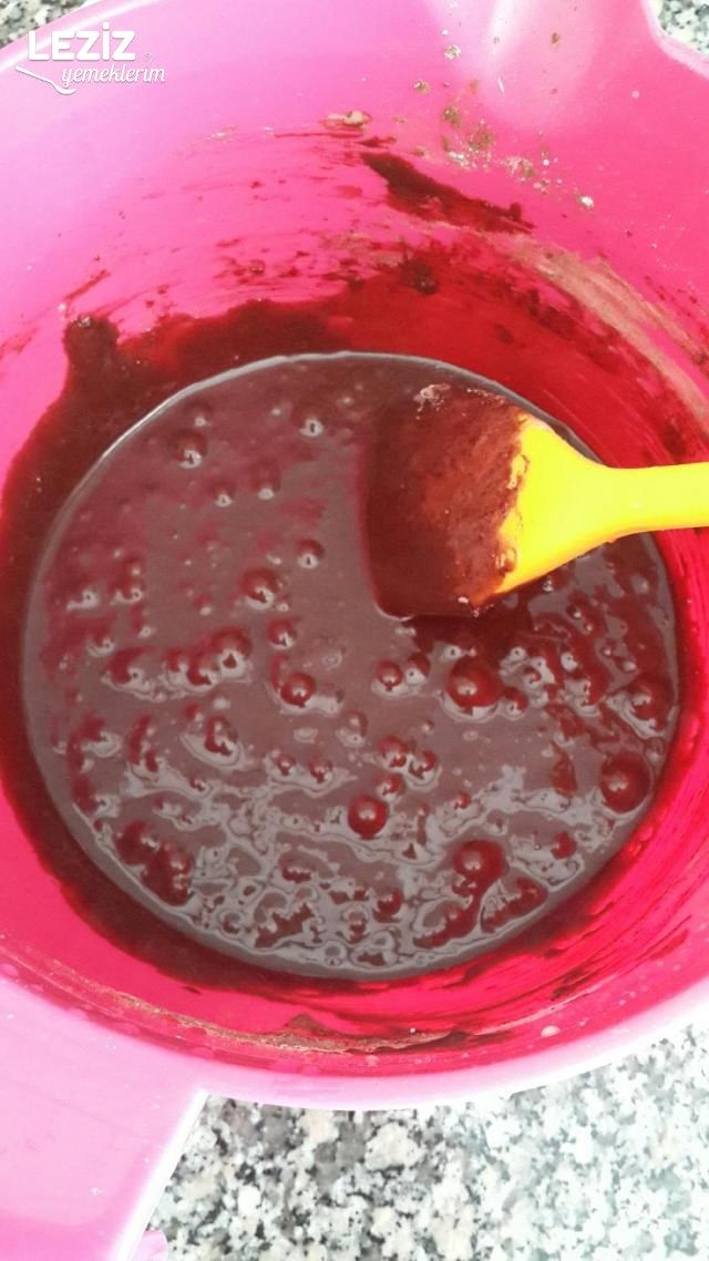 Doğum Günü Pastası Nasıl Yapılır