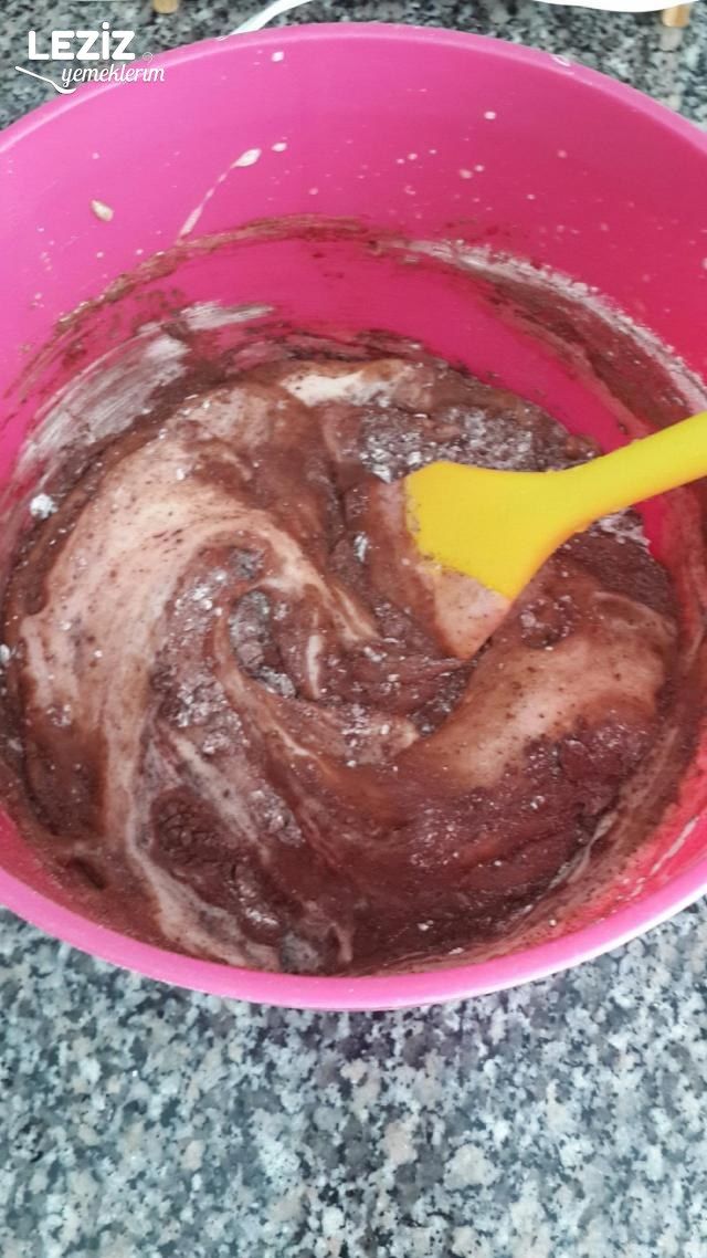 Doğum Günü Pastası Nasıl Yapılır