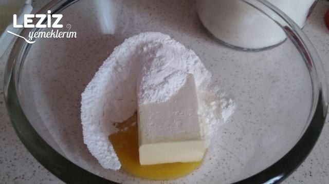 Ağızda Dağılan Antep Fıstıklı Kurabiye