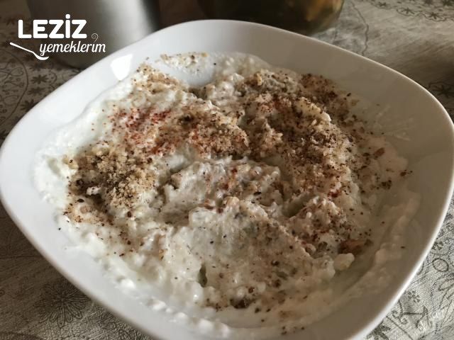 Yoğurtlu Enginar Salatası